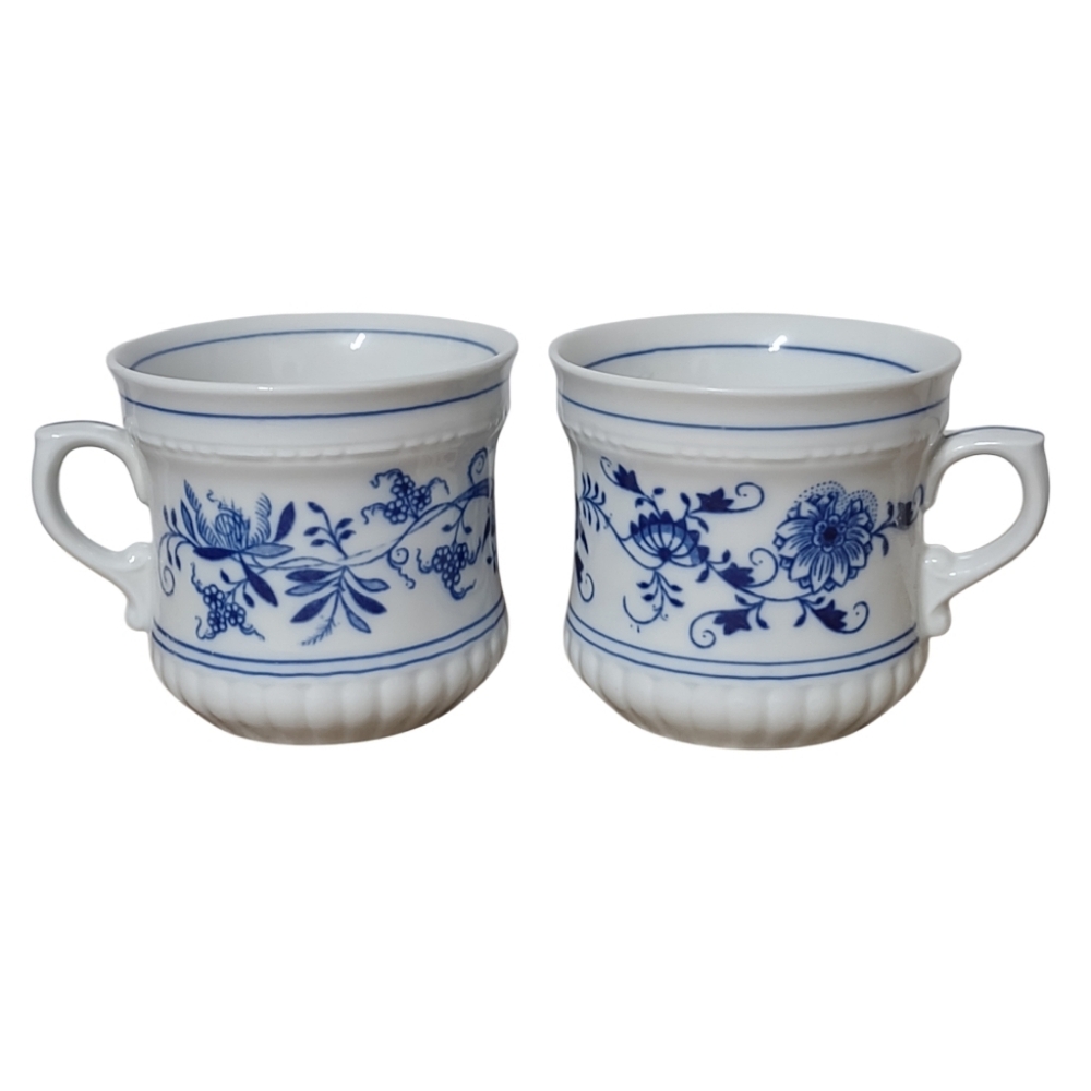 Set of 2 Vintage Bohemia Blue Onion Pattern Coffee Mugs Zwiebelmuster Czech
